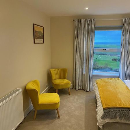 Noddfa Farm Guest House Haverfordwest Buitenkant foto